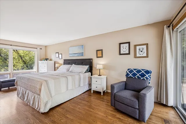 $695,000 | 25146 West Tower Drive, Tower Lakes, IL 60010