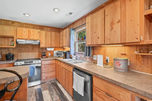 $625,000 | 676 Gravel Gulley Road, Georgetown, SC 29440