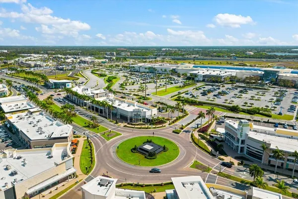 $225,000 | 8933 Manor Loop, Unit 204, Lakewood Ranch, FL 34202