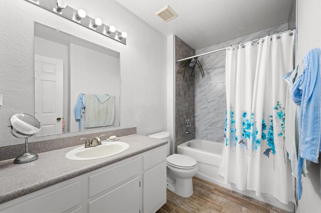 8933 Manor Loop, Unit 204 Lakewood Ranch, FL 34202 - Photo 5 of 50