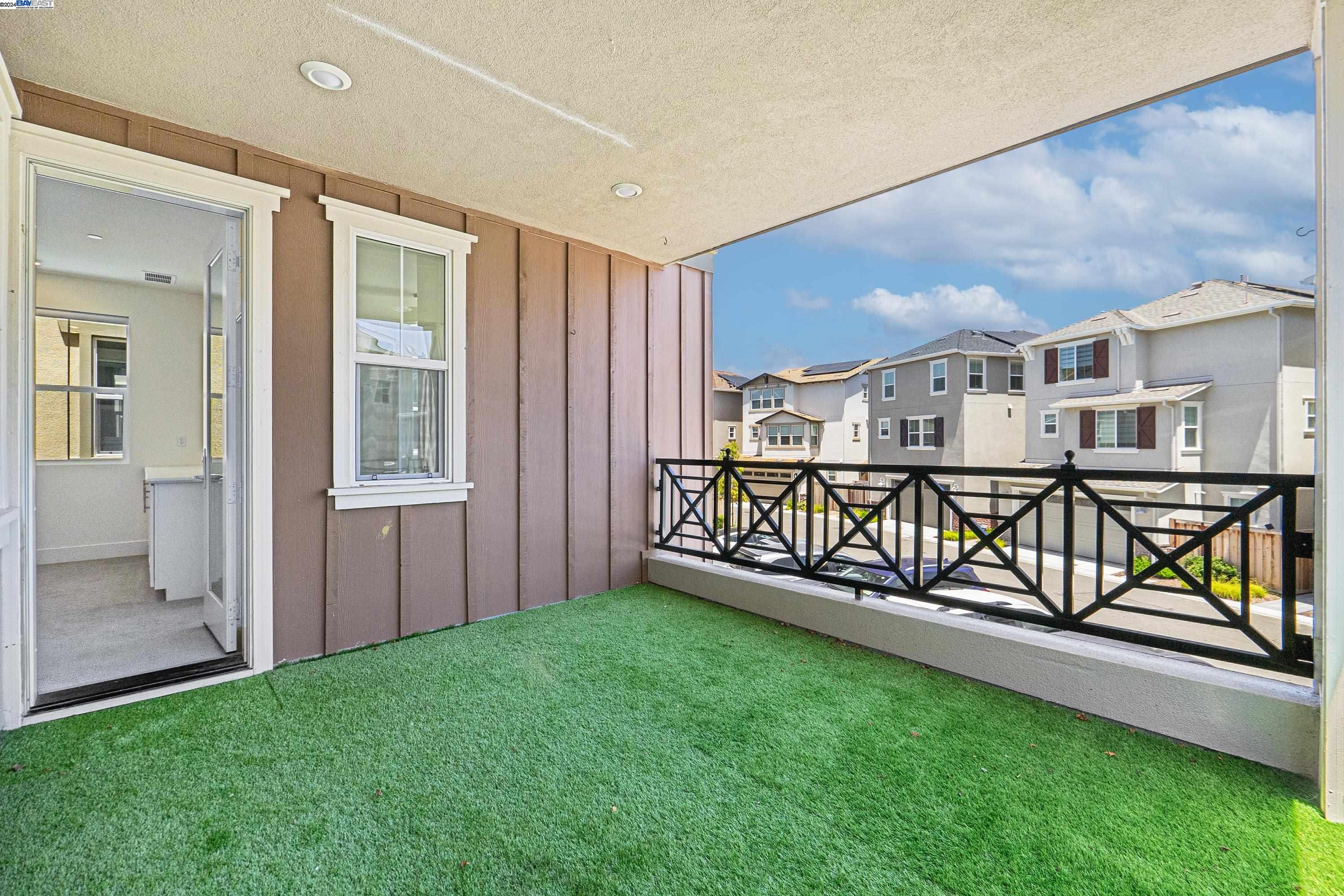 9657 Pontoon Way Newark, CA 94560 - Photo 32 of 46