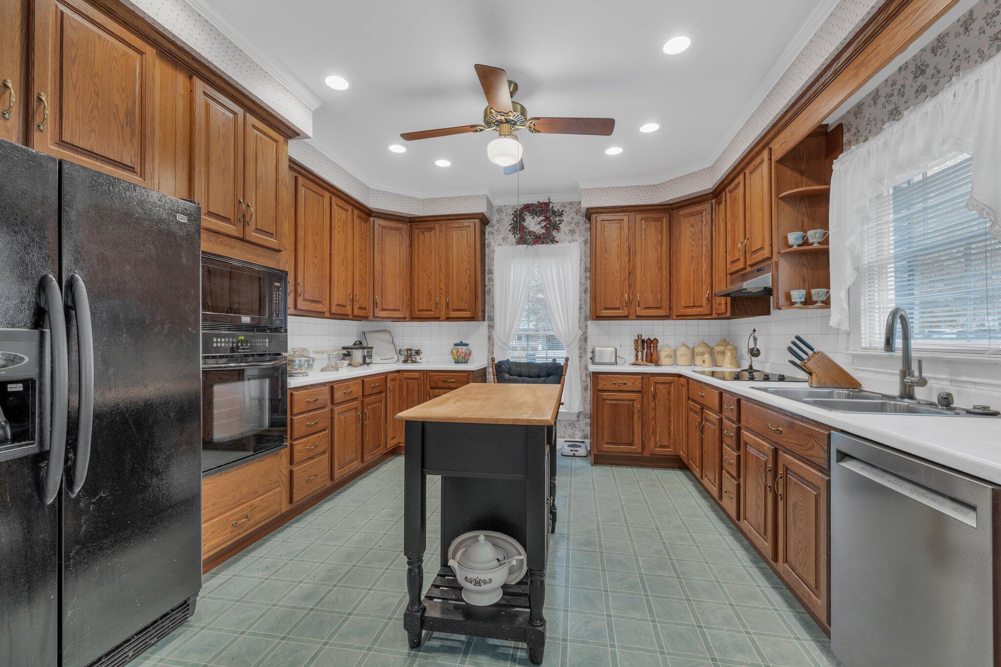 2810 Fox Ridge Road Ooltewah, TN 37363 - Photo 8 of 33 17-web-or-mls-4T1A7658