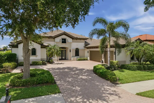 $2,150,000 | 7397 Byrons Way, Naples, FL 34113