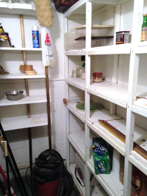 339 Valley Ridge Road DeFuniak Springs, FL 32435 - Photo 13 of 15 Roma pantry
