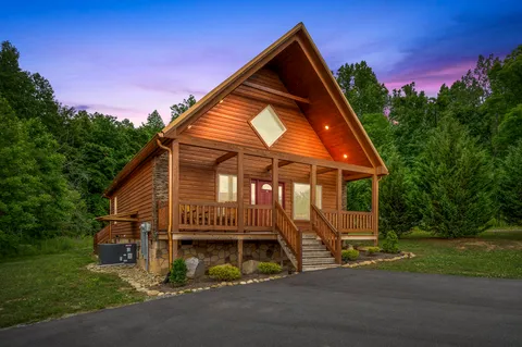 $625,000 | 240 Forrest Loop Way, Gatlinburg, TN 37738