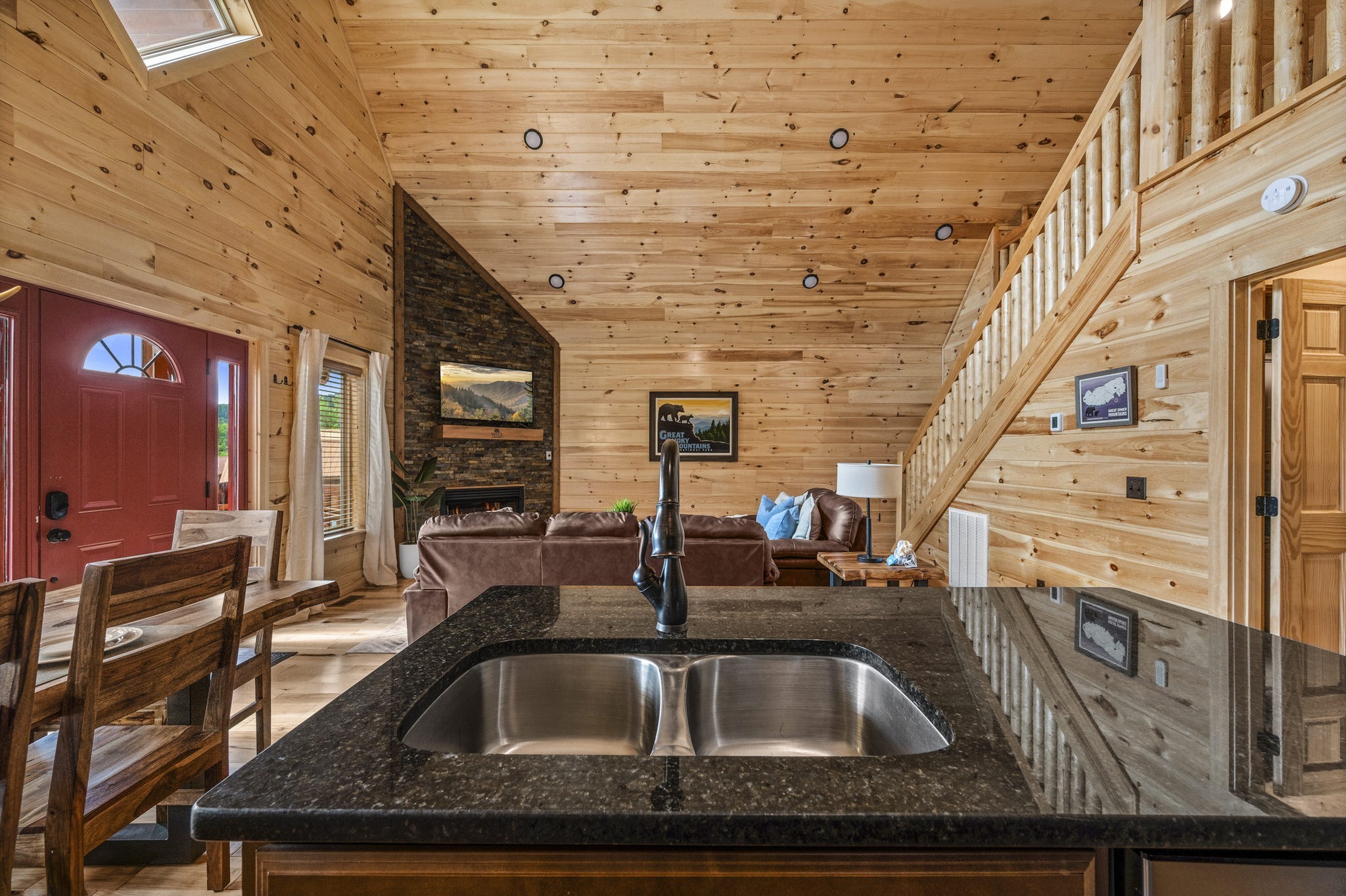 240 Forrest Loop Way Gatlinburg, TN 37738 - Photo 11 of 49