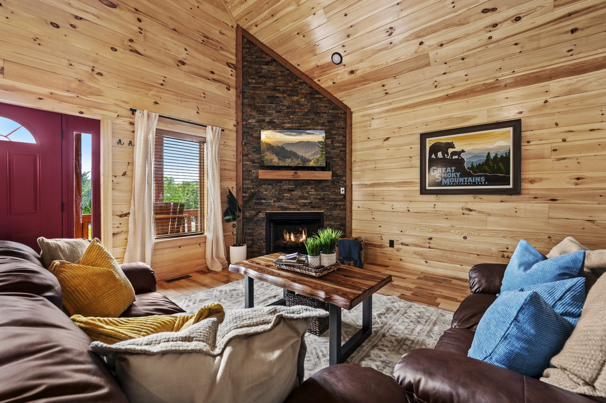 240 Forrest Loop Way Gatlinburg, TN 37738 - Photo 5 of 49