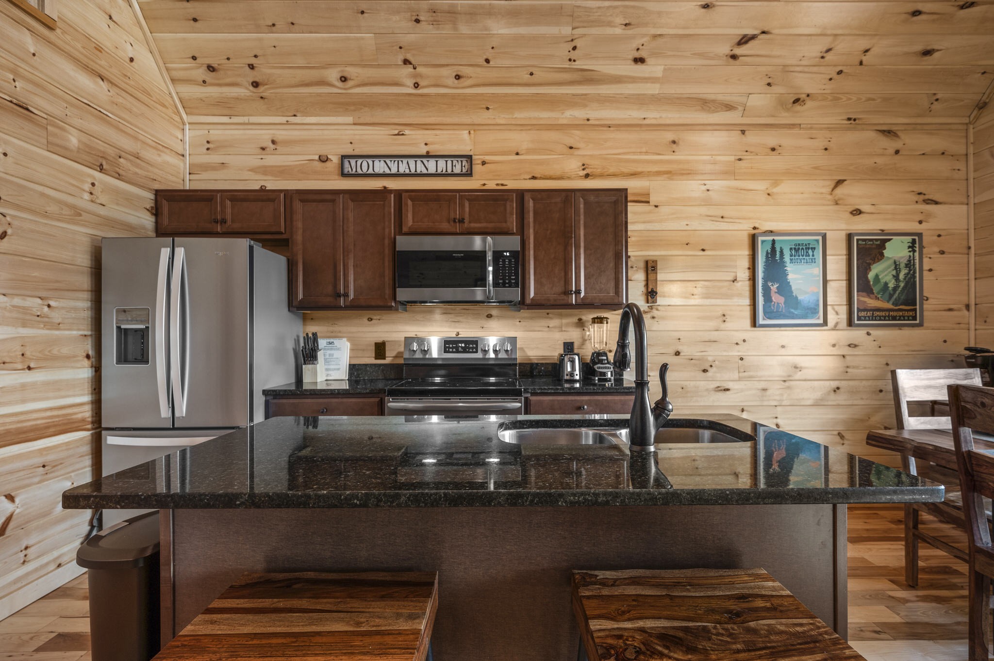 240 Forrest Loop Way Gatlinburg, TN 37738 - Photo 8 of 49