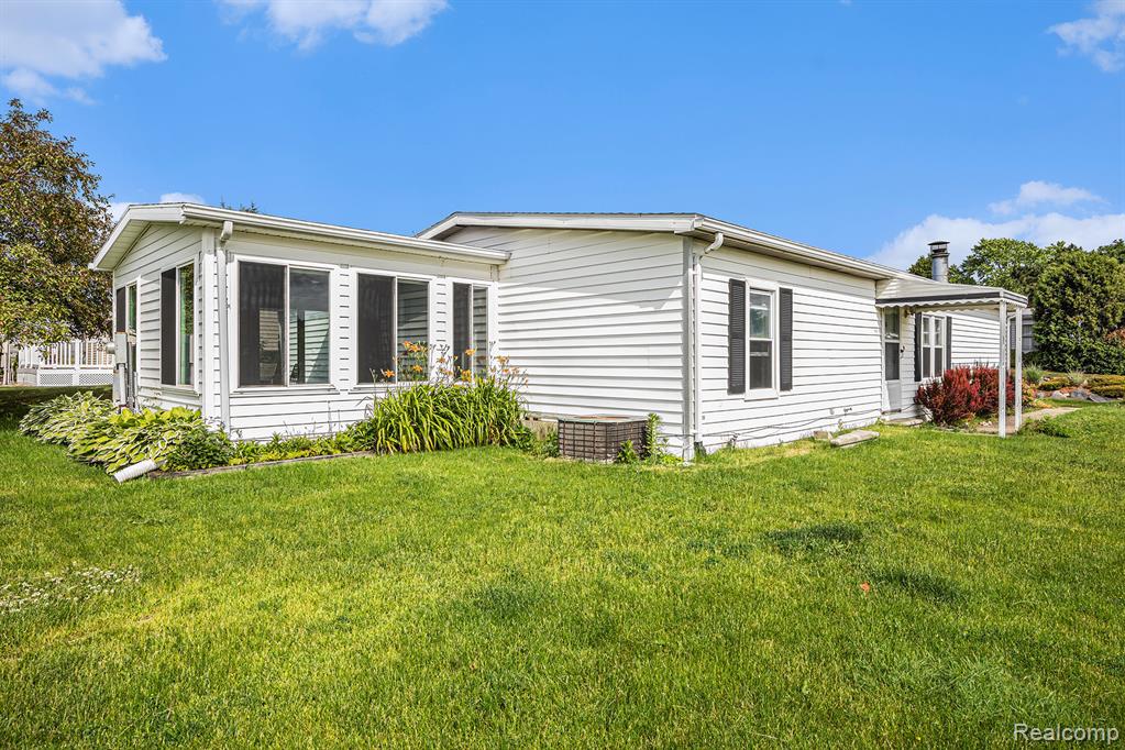 2882 Skylark Street Rochester Hills, MI 48309 - Photo 14 of 16