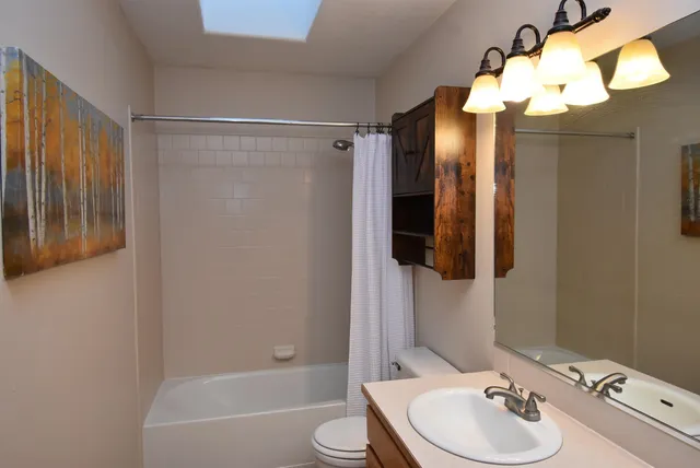 $649,900 | 4413 East Winfield Road, Mead, WA 99021