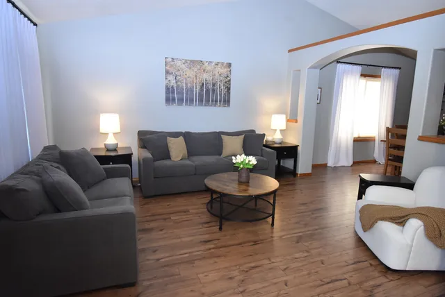 $649,900 | 4413 East Winfield Road, Mead, WA 99021