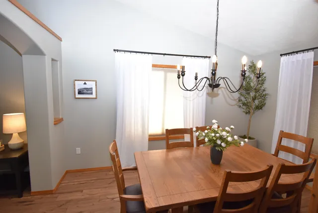 $649,900 | 4413 East Winfield Road, Mead, WA 99021