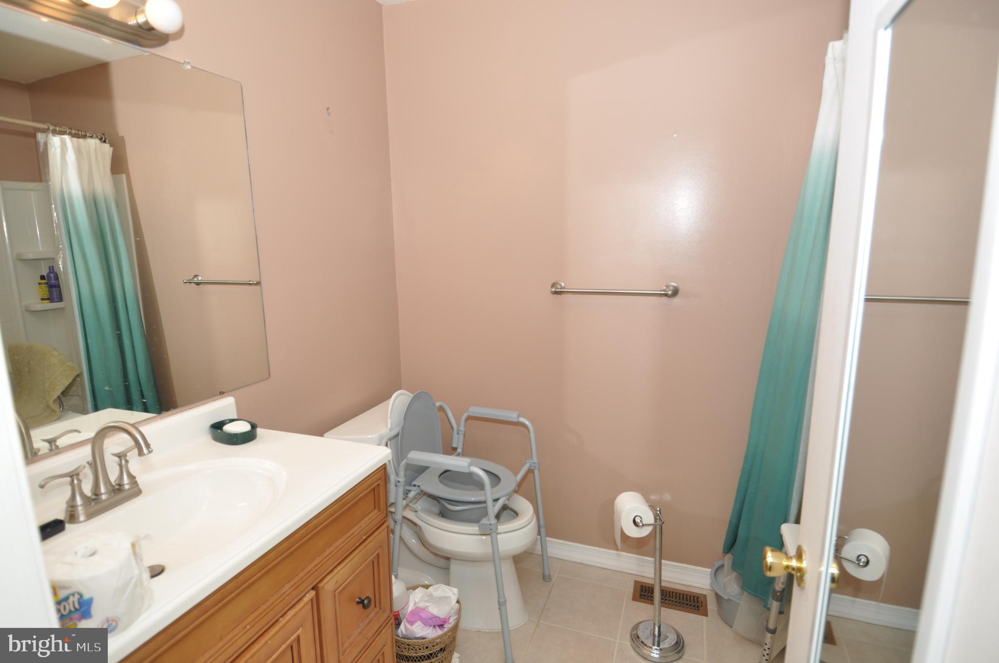 64 Winstead Drive Westampton, NJ 08060 - Photo 8 of 19