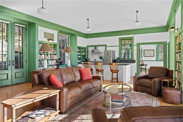 $7,000 | 238 Highland Road, Tiverton, RI 02878