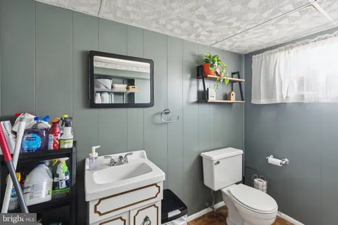 $389,000 | 674 Wendover Street, Philadelphia, PA 19128