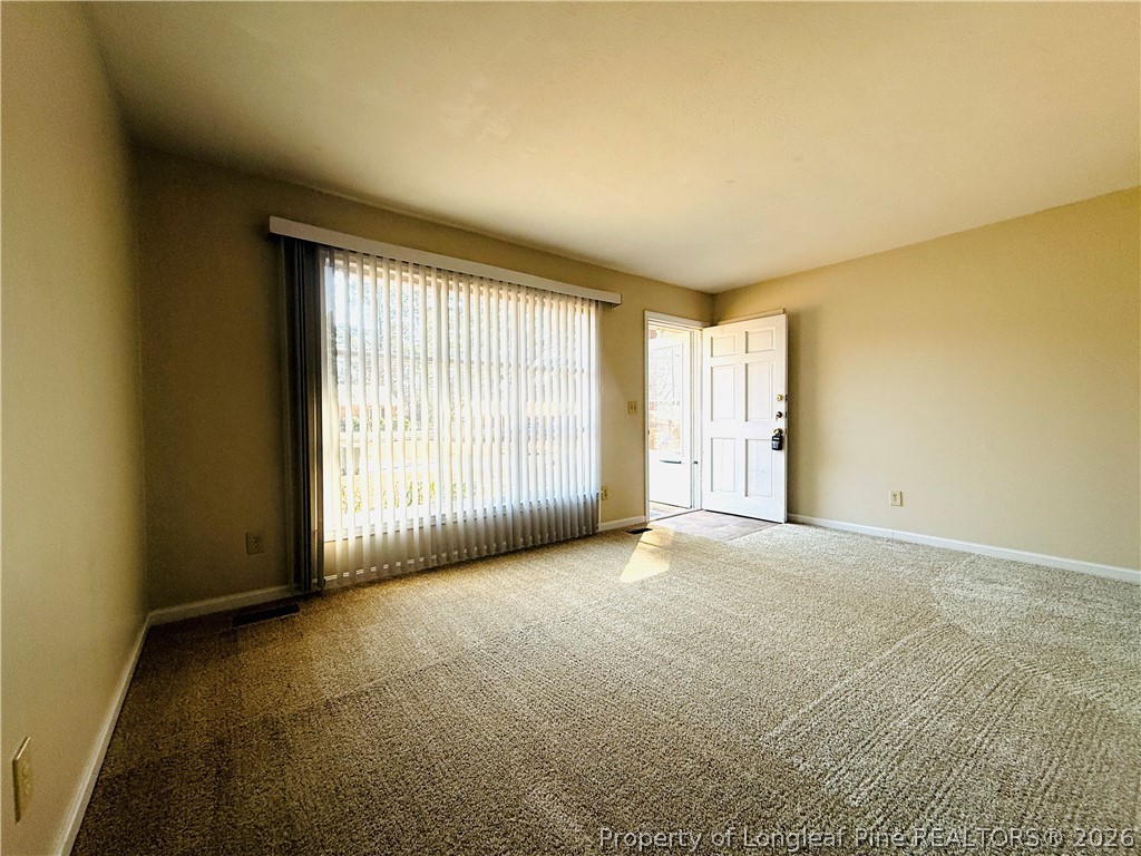 257 Fawn Road Fayetteville, NC 28303 - Photo 3 of 16