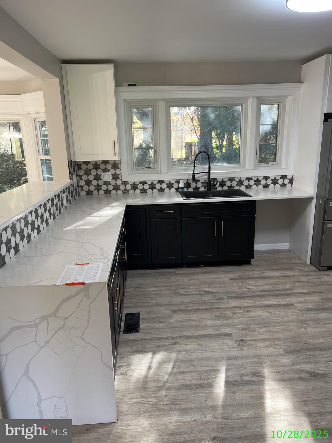 202 Museum Road Shillington, PA 19607 - Photo 8 of 29 a bathroom with a sink a mirror and a bathtub