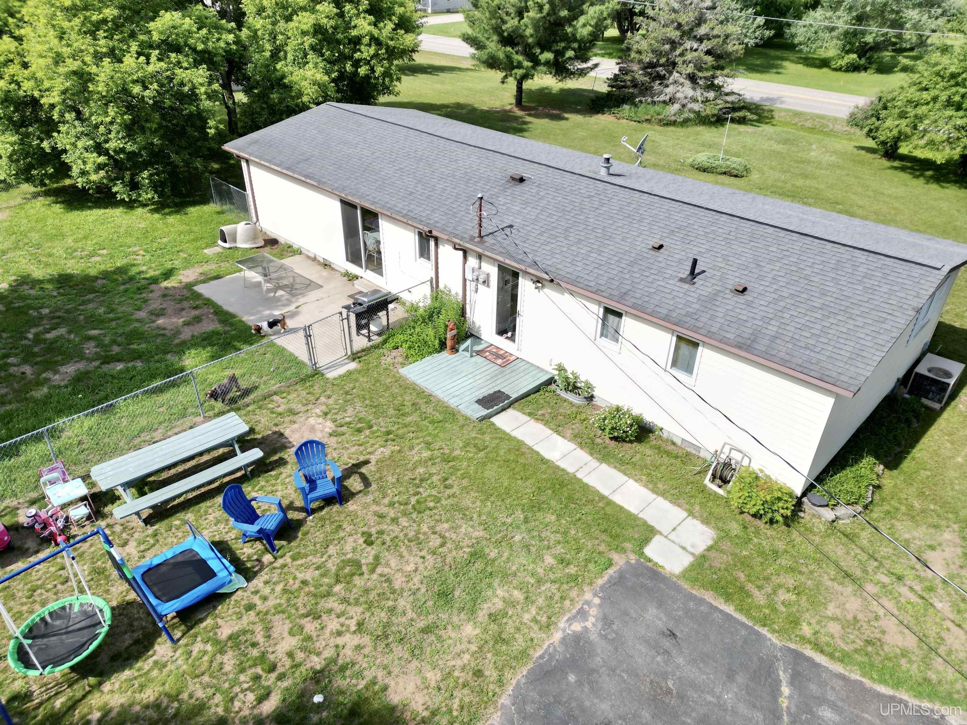 4828 I Road Bark River, MI 49807 - Photo 5 of 47