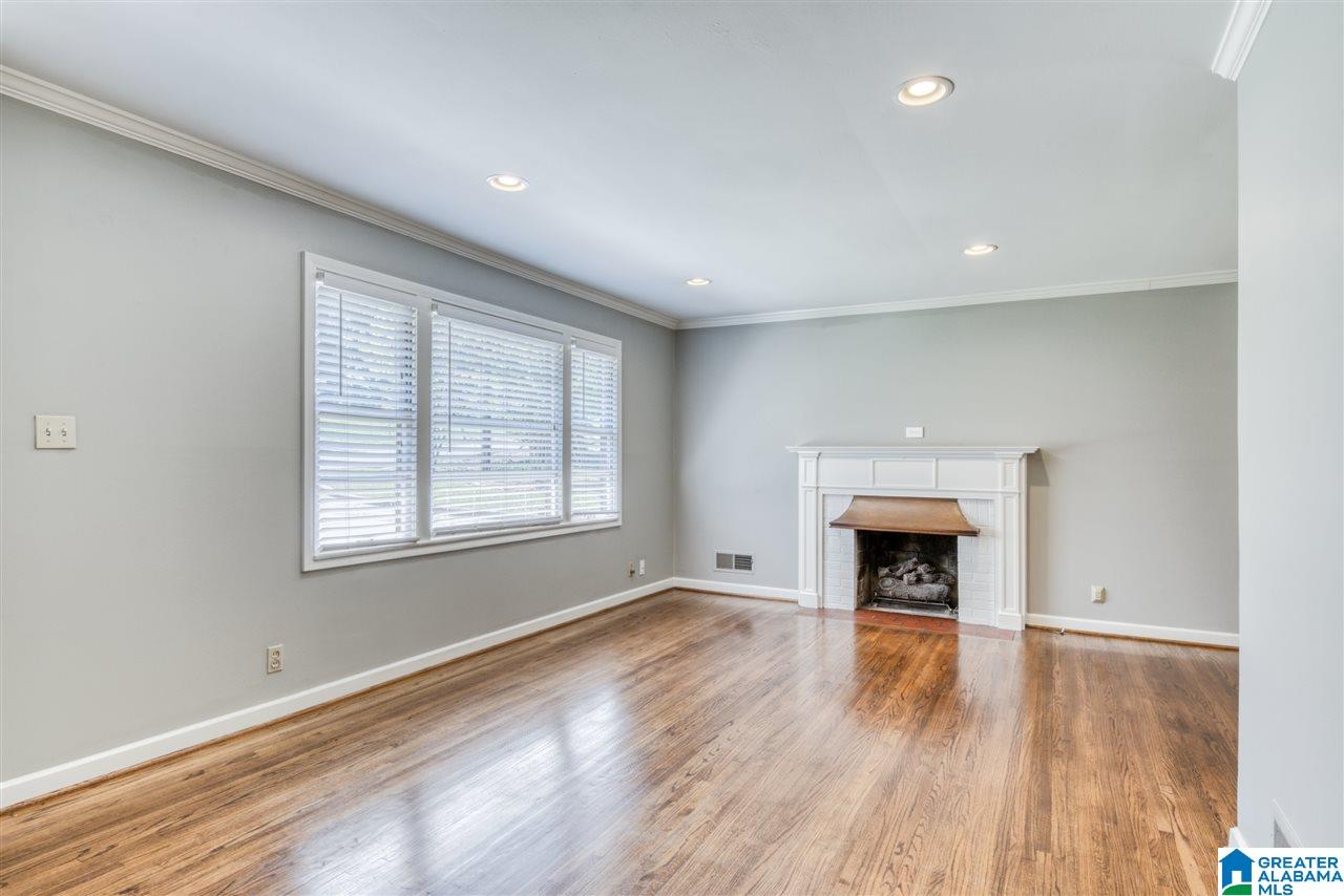 3328 Ridgely Circle Birmingham, AL 35243 - Photo 4 of 25