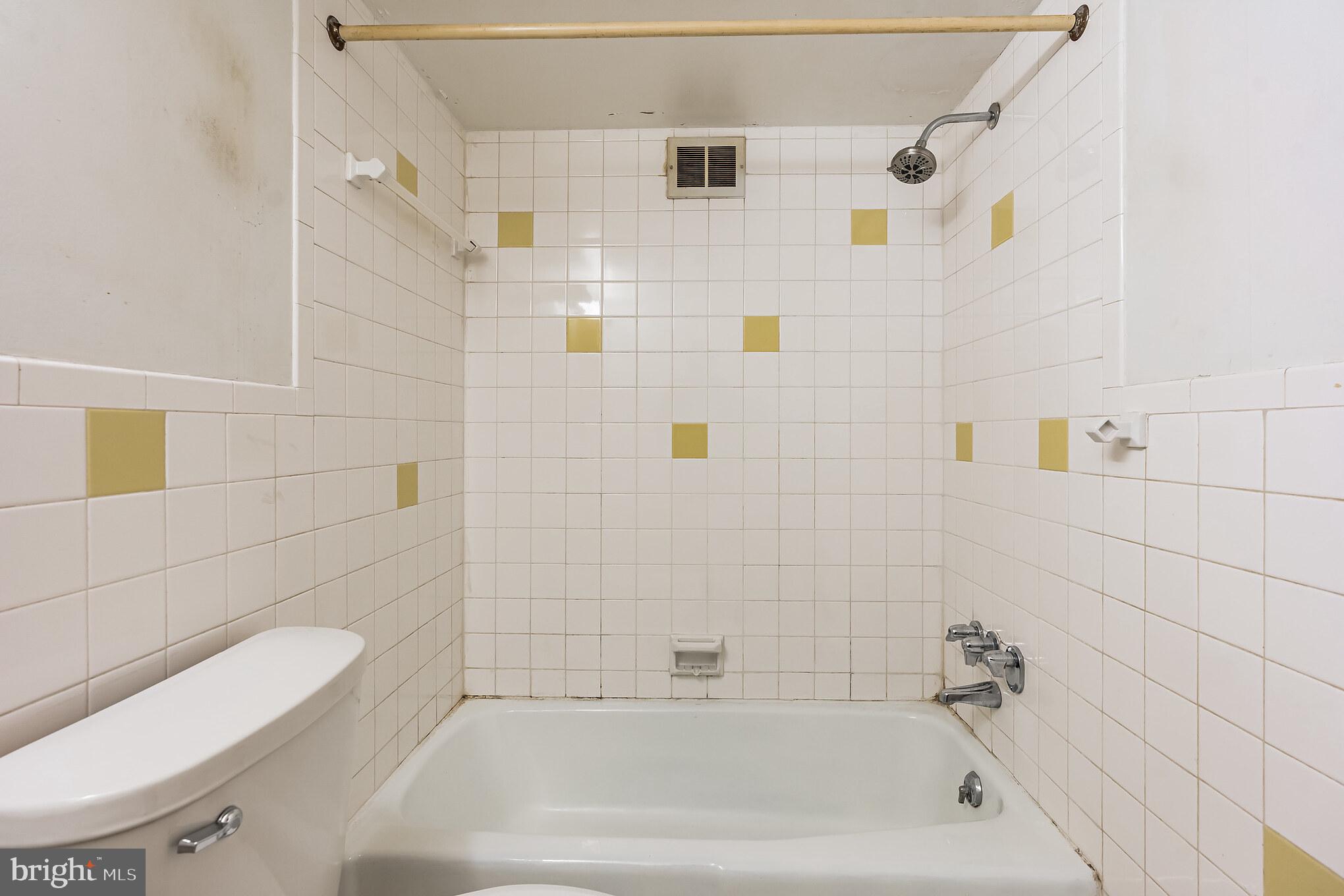 2300 Riddle Avenue, Unit 206 Wilmington, DE 19806 - Photo 8 of 18