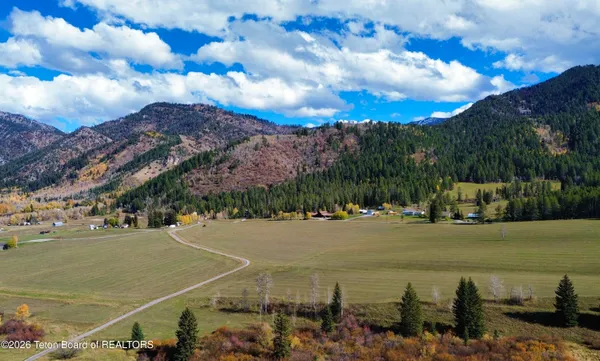 $2,500,000 | 123 County Road 123, Bedford, WY 83112