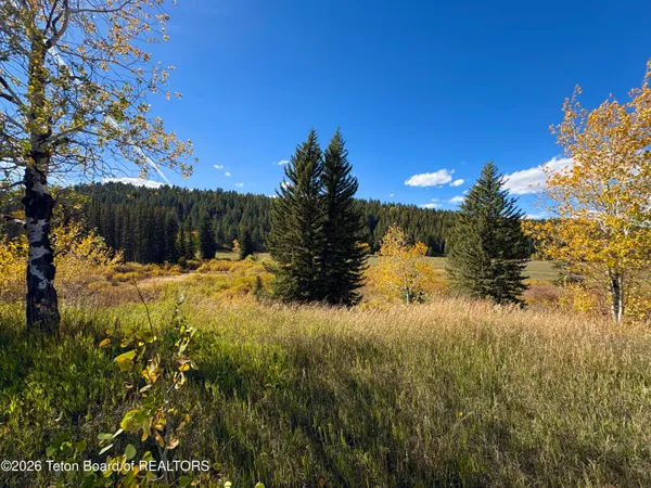 $2,500,000 | 123 County Road 123, Bedford, WY 83112