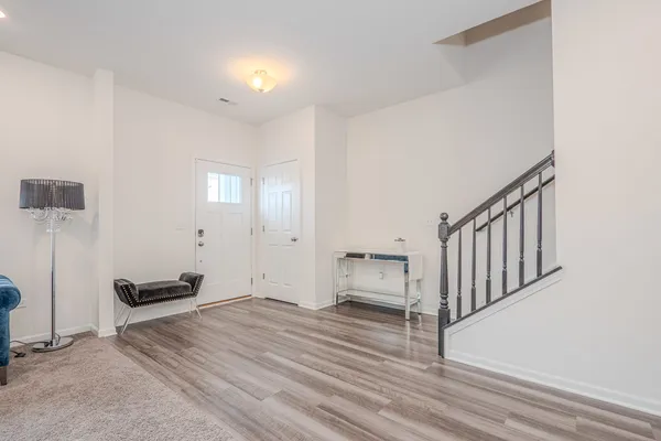 $499,000 | 4167 Chelsea Mnr Circle, Aurora, IL 60504