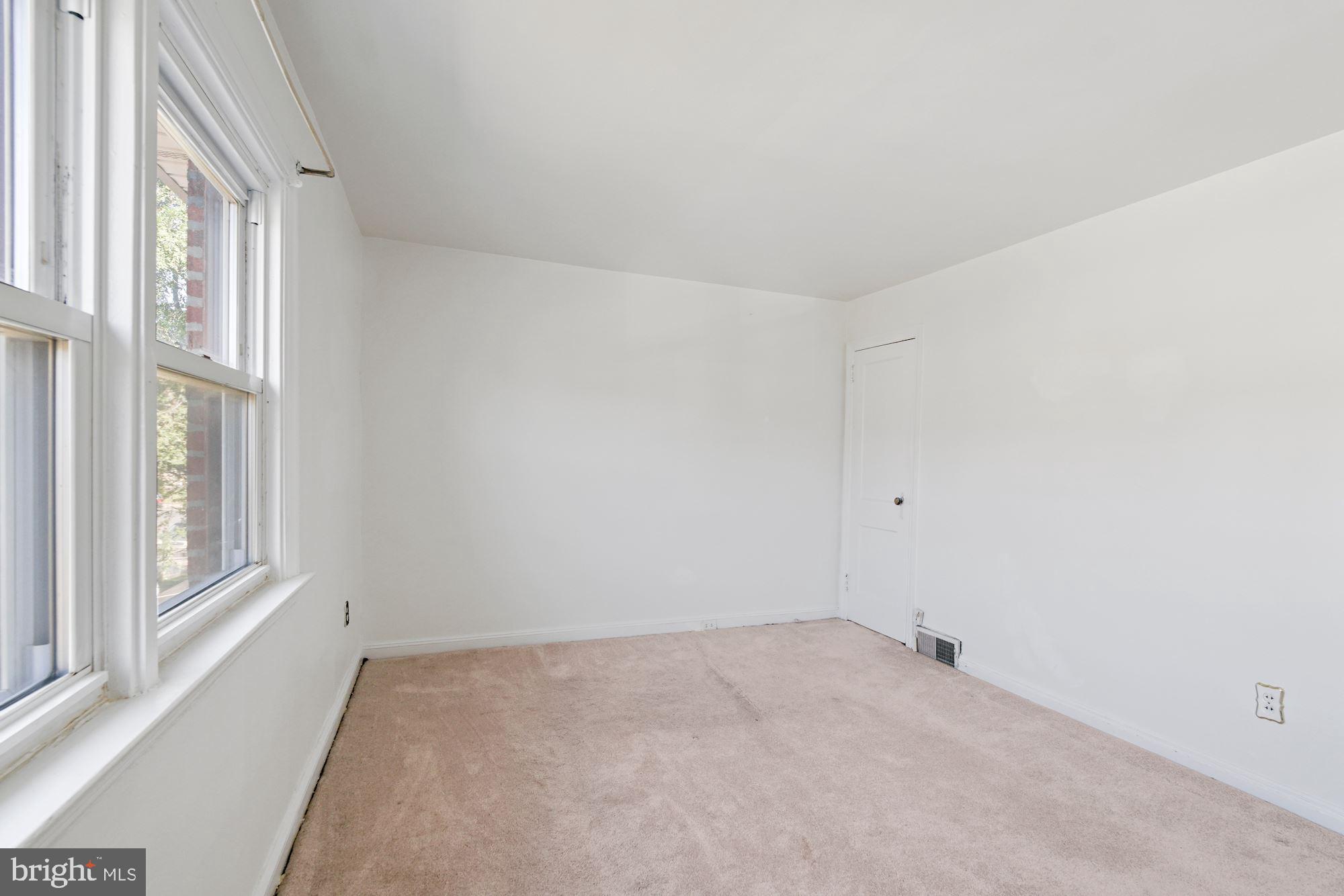 7418 Ruskin Road Philadelphia, PA 19151 - Photo 14 of 24 Gallery Image 14