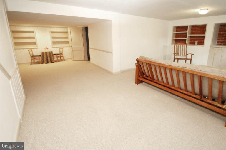 2107 Westview Terrace Silver Spring, MD 20910 - Photo 22 of 25 Family Room