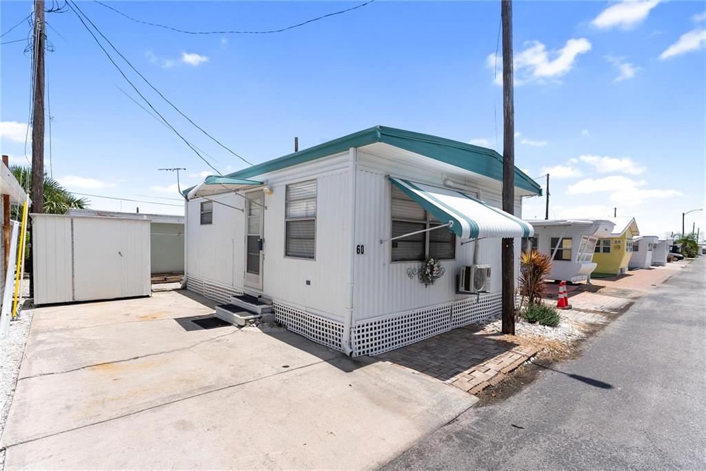 10315 Cortez Road West, Unit 604 Bradenton, FL 34210 - Photo 2 of 40