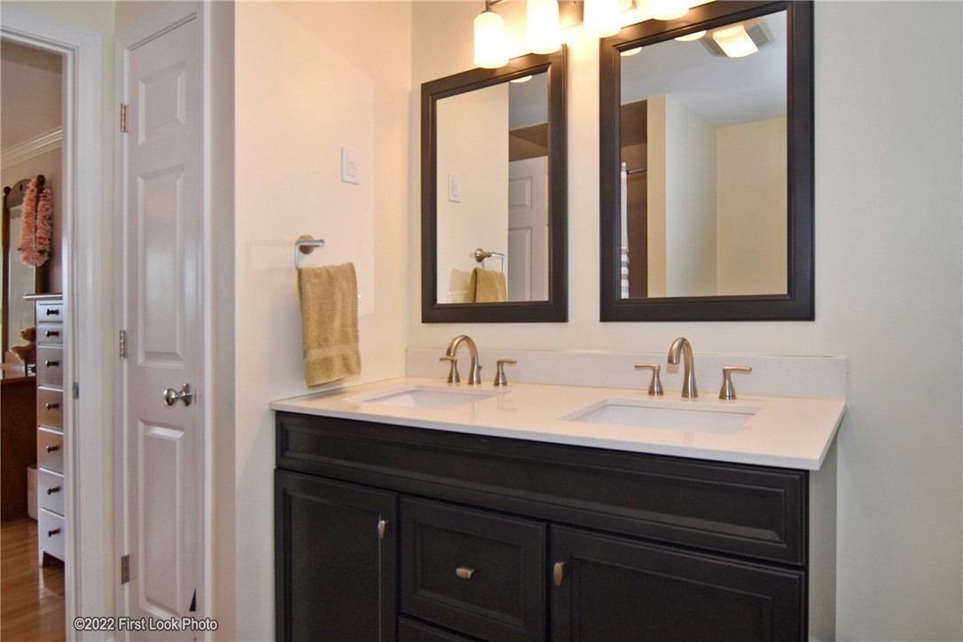 80 Fisher Road, Unit 93 Cumberland, RI 02864 - Photo 22 of 35