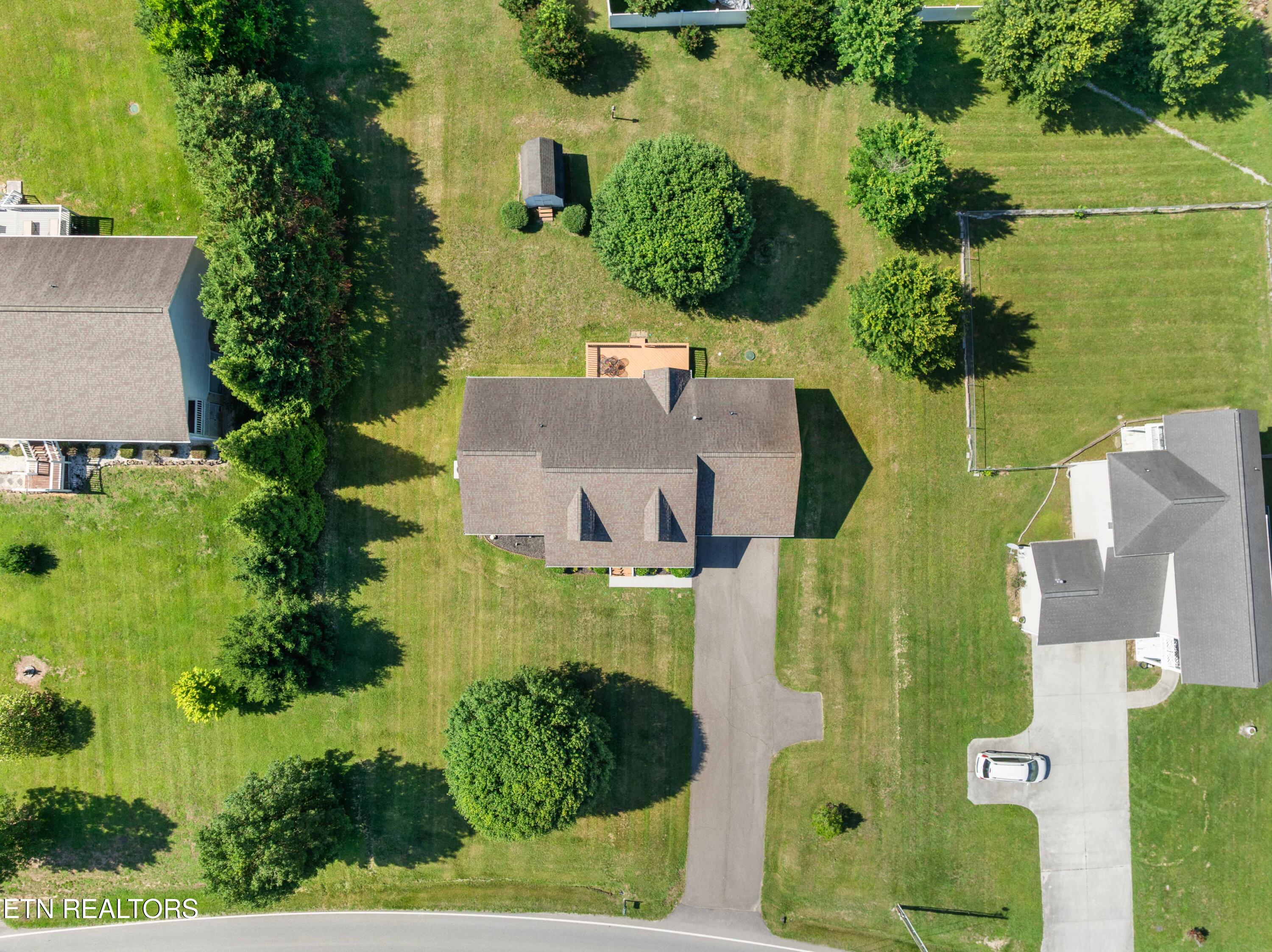 1354 Towe String Road Jacksboro, TN 37757 - Photo 36 of 37 DJI_0954