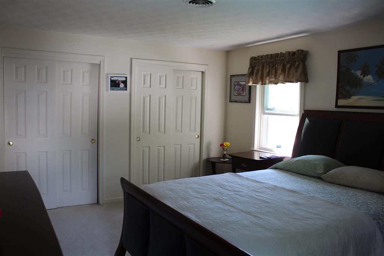 3 Hutton Street Nashua, NH 03060 - Photo 26 of 37
