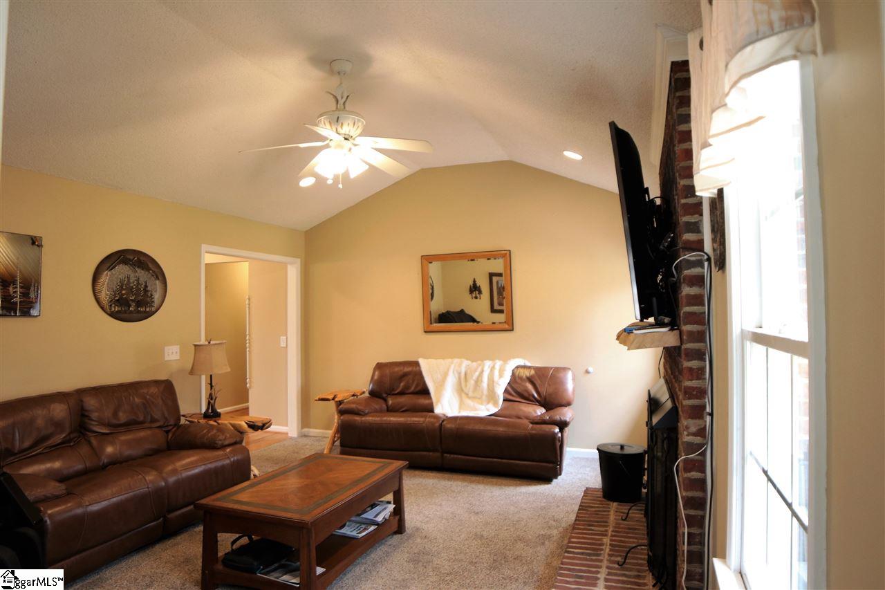 4 Woodwind Way Greer, SC 29651 - Photo 8 of 25
