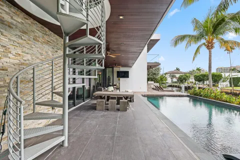 $4,975,000 | 830 Northeast 71st Street, Boca Raton, FL 33487