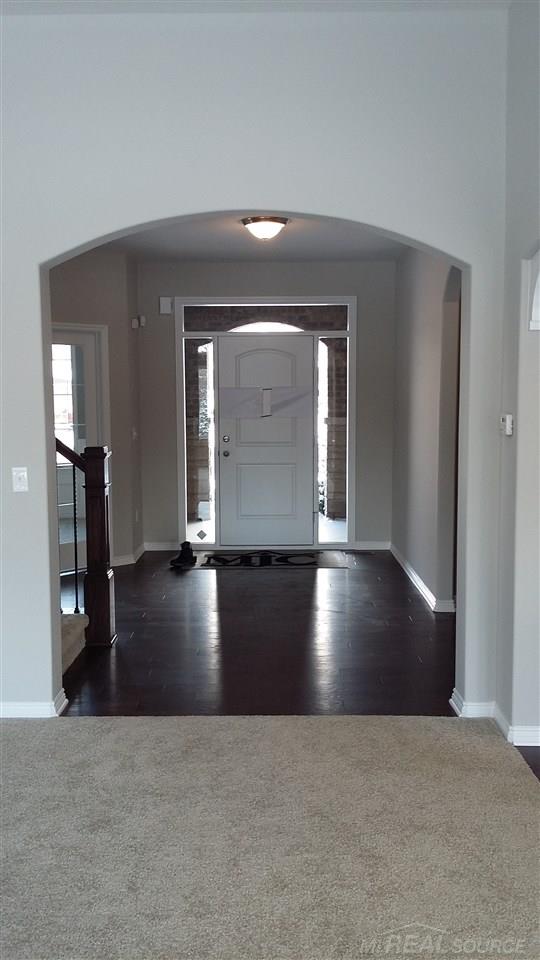 3787 Somerset Circle Rochester Hills, MI 48309 - Photo 2 of 14