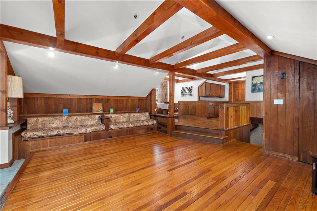 114 Pine Manor Sewickley, PA 15143 - Photo 25 of 40 a living room with furniture and wooden floors