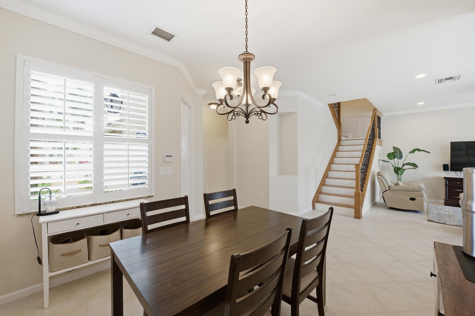 7850 Red Mahogany Road Boynton Beach, FL 33437 - Photo 4 of 63 Natural Light