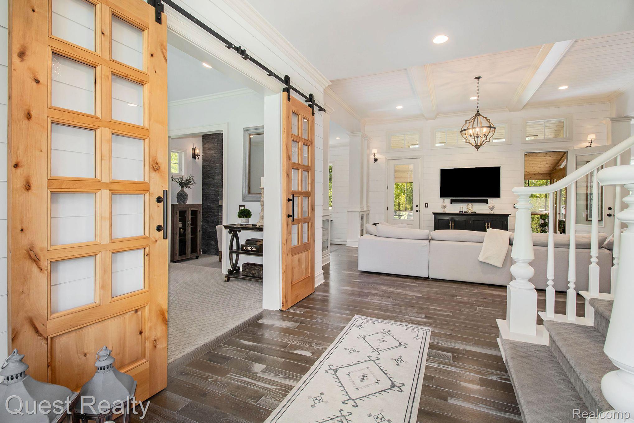 7525 Maple Ridge Drive Clarkston, MI 48346 - Photo 7 of 68 Gallery Image 7