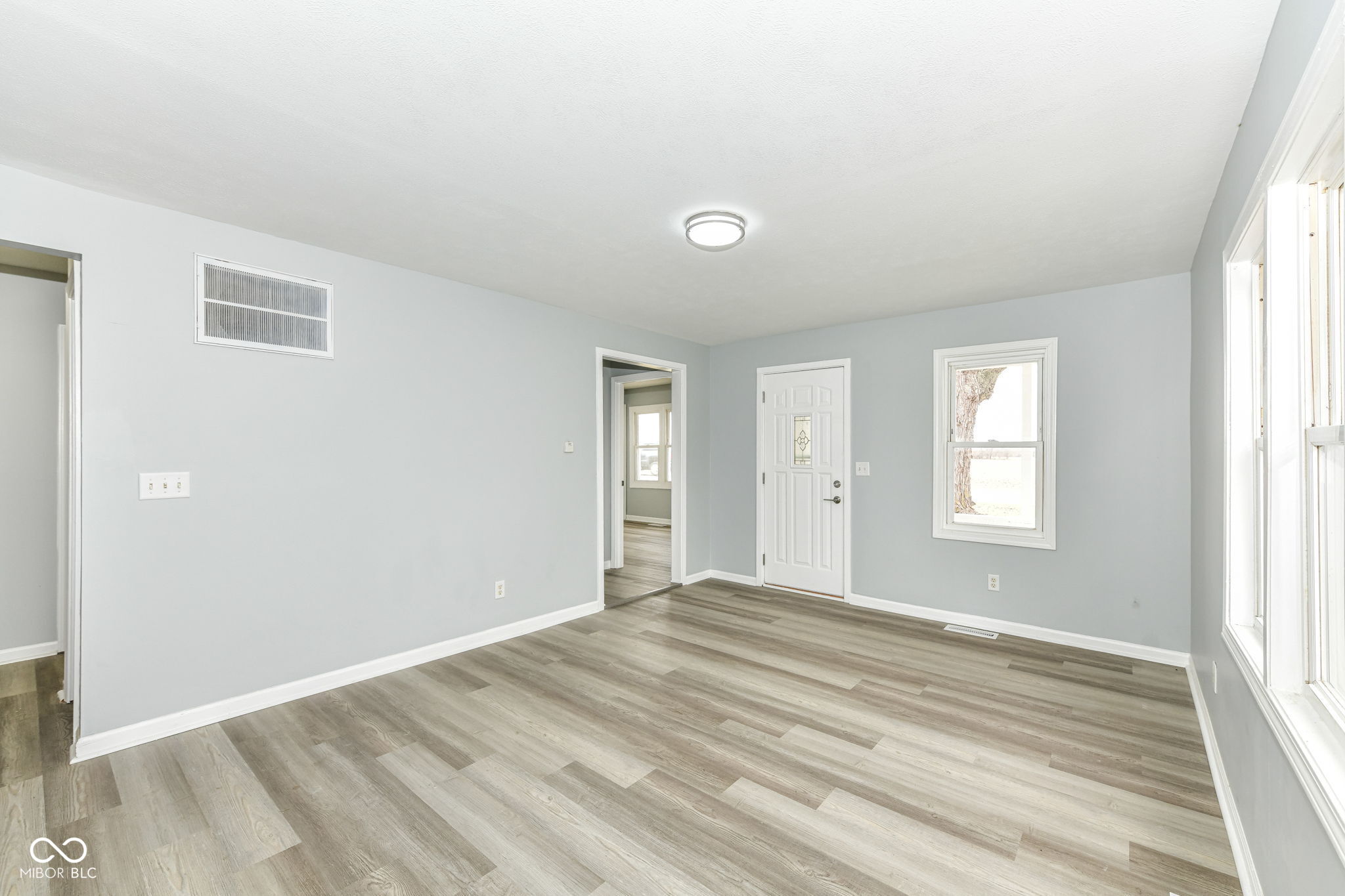 3244 South 200 East Anderson, IN 46017 - Photo 8 of 27