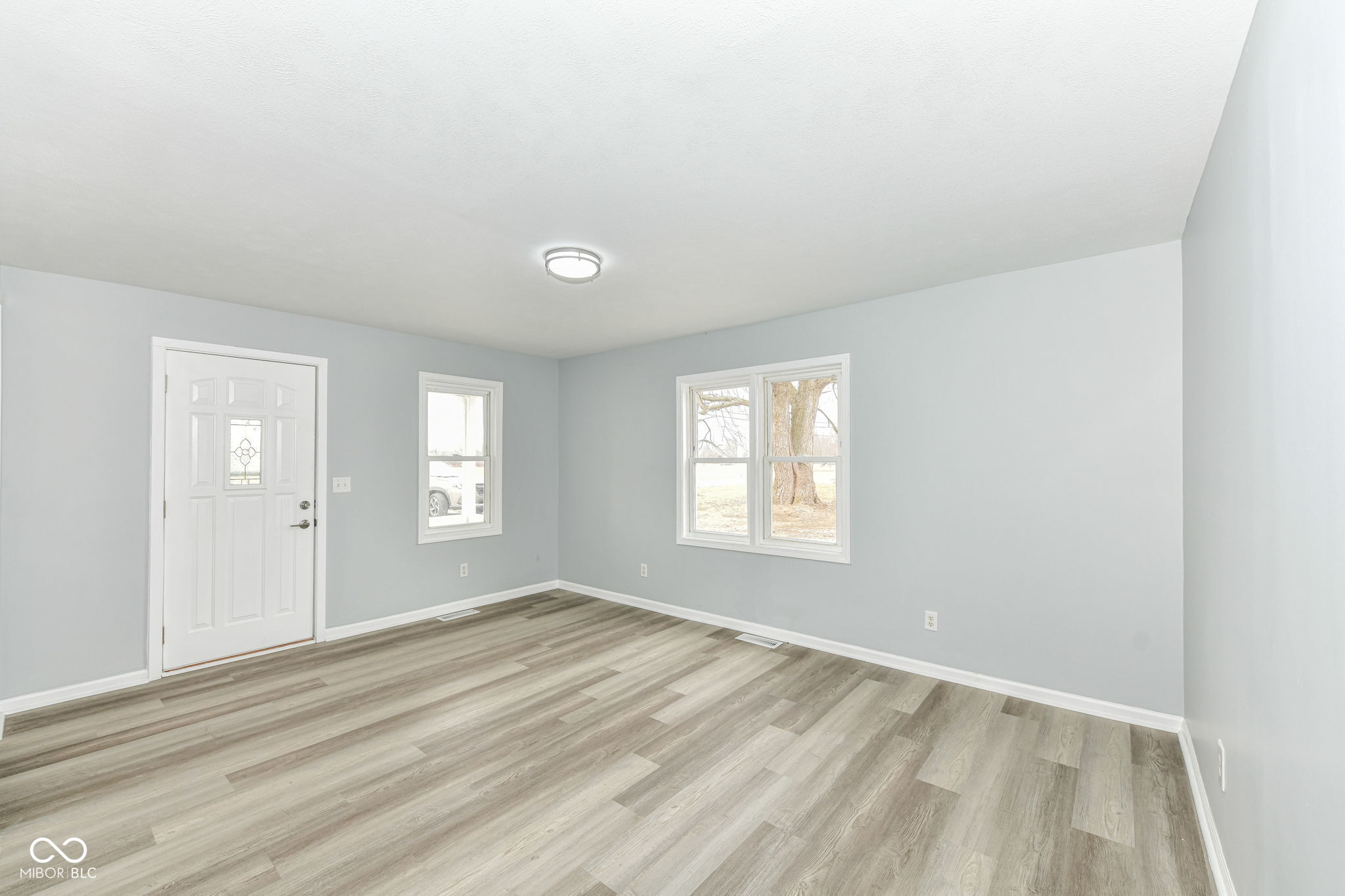 3244 South 200 East Anderson, IN 46017 - Photo 9 of 27