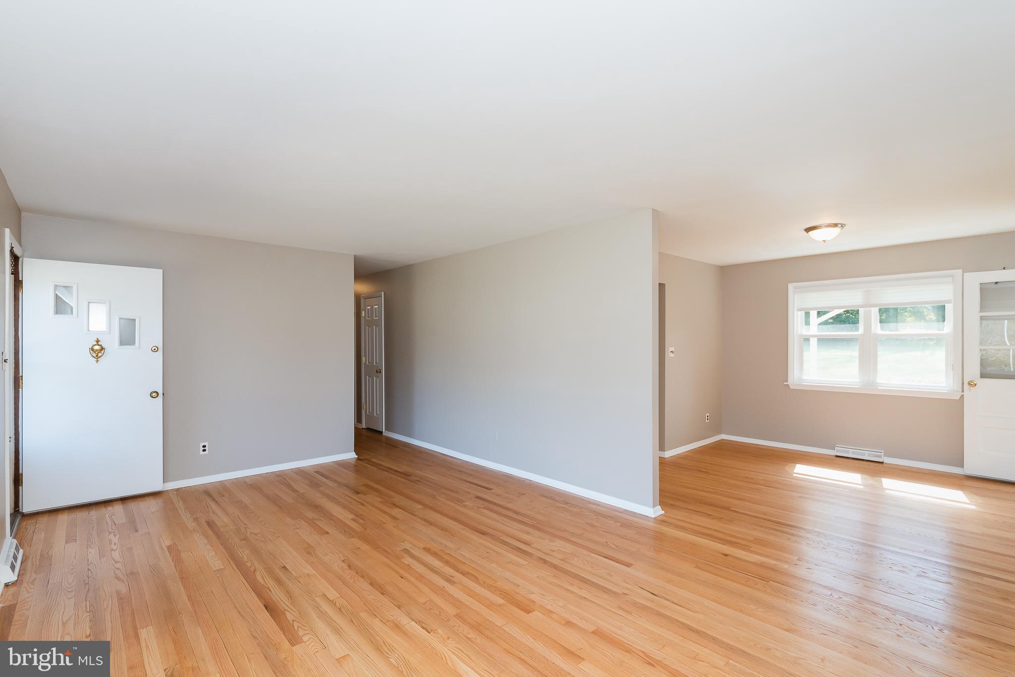 105 East Ring Factory Road Bel Air, MD 21014 - Photo 5 of 49 Living Room