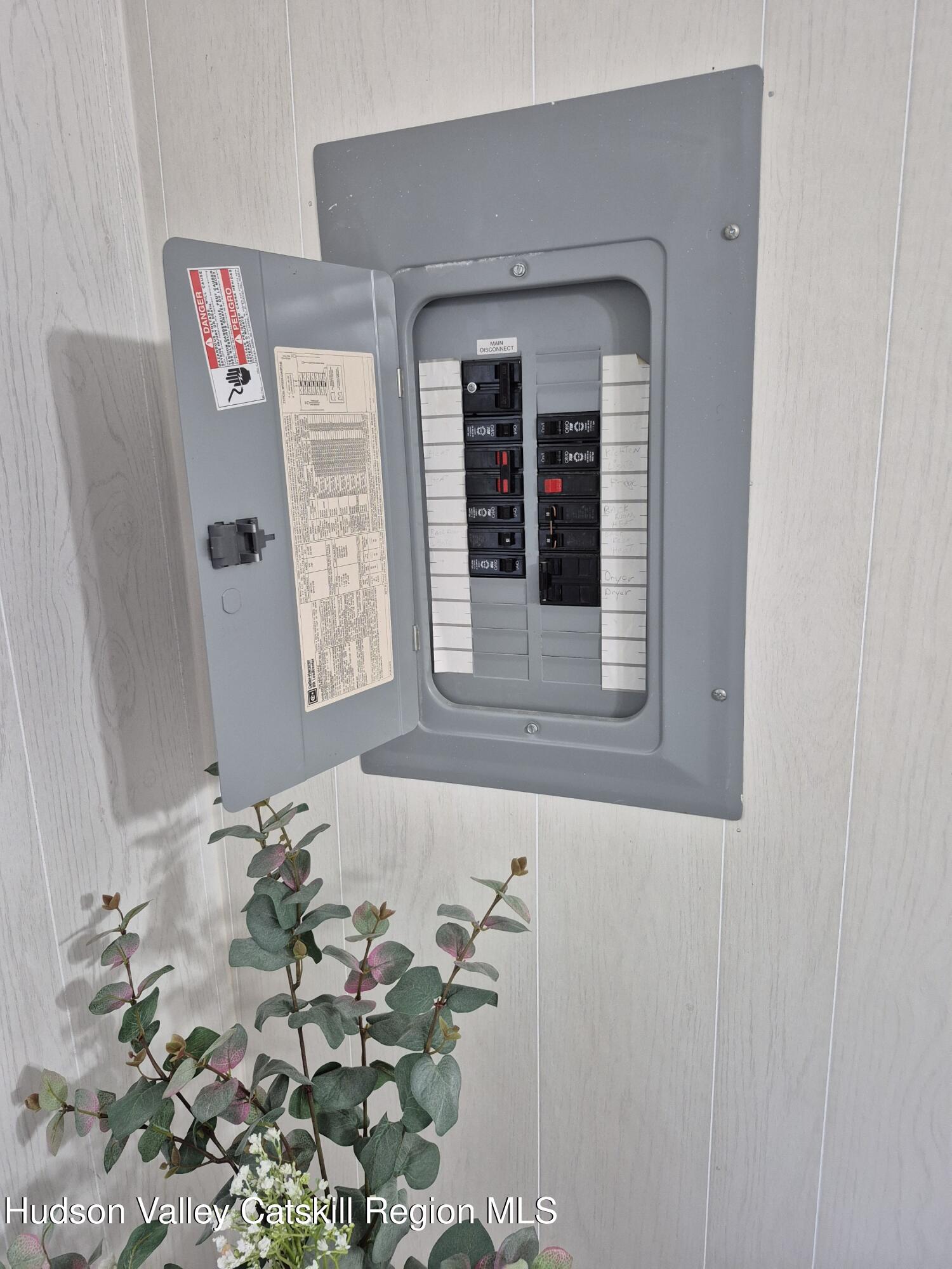 514 Upper Cherrytown Road Kerhonkson, NY 12446 - Photo 4 of 8 20250619_160752_resized_1