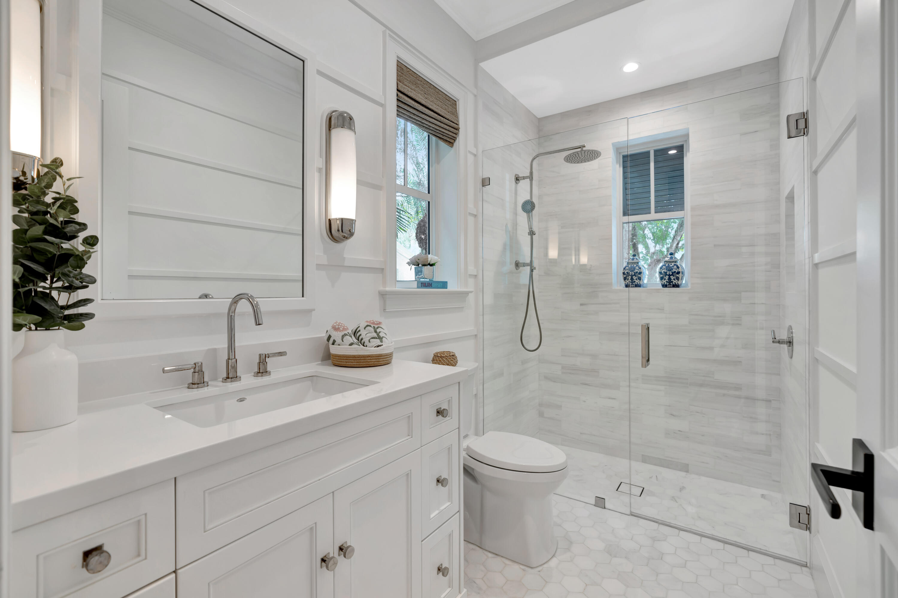 106 Micco Circle Jupiter, FL 33458 - Photo 30 of 49 On suite Bath