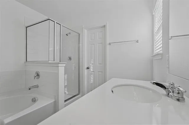 $2,275 | 606 Agarita Way, Princeton, TX 75407