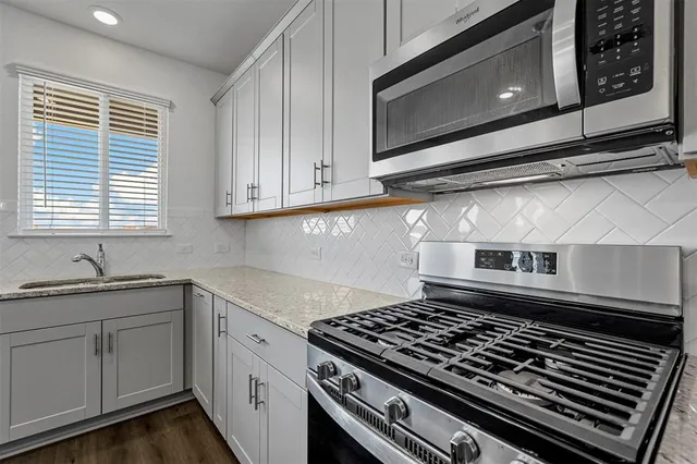 $2,275 | 606 Agarita Way, Princeton, TX 75407