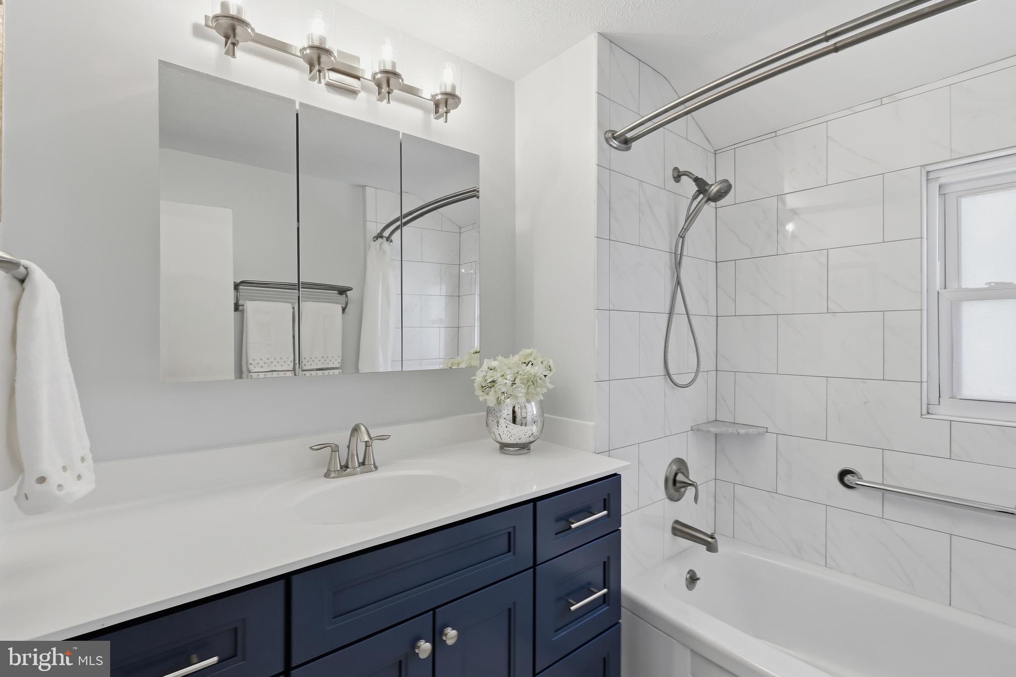 221 Valley Road Yardley, PA 19067 - Photo 42 of 69 Full Hallway Bathroom