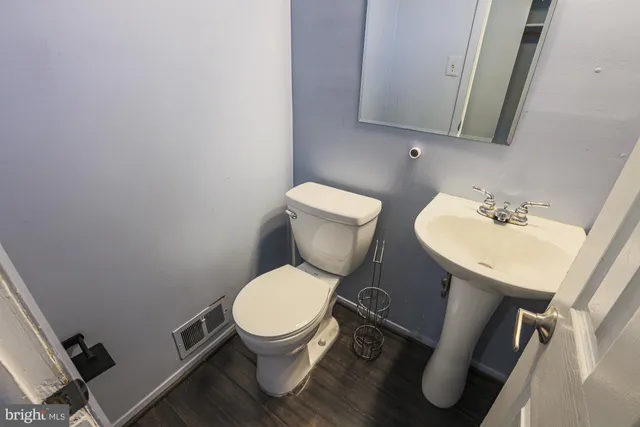 $2,600 | 2421 Lightfoot Drive, Baltimore, MD 21209