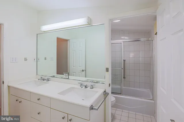 $2,600 | 2421 Lightfoot Drive, Baltimore, MD 21209