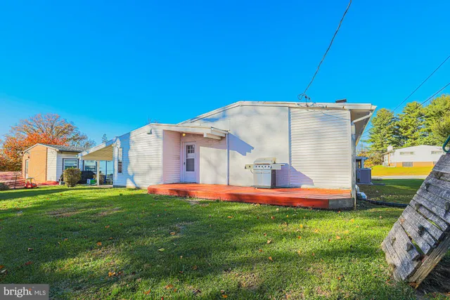 $2,600 | 2421 Lightfoot Drive, Baltimore, MD 21209